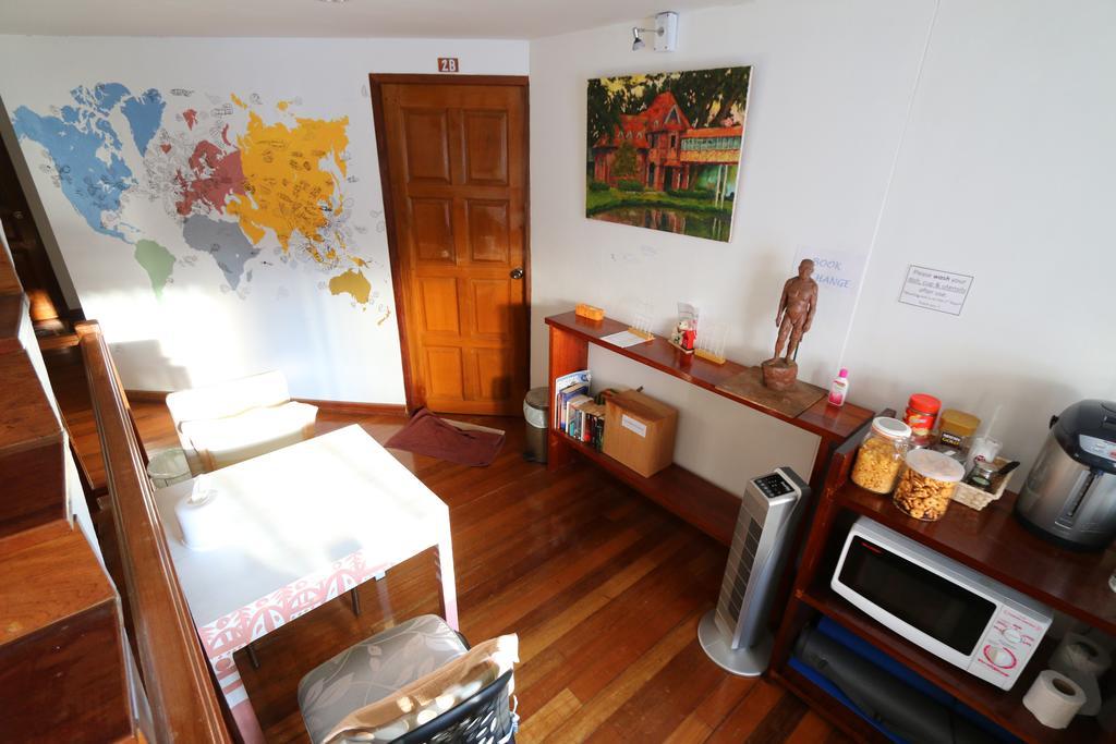 Chanchala Cafe & Hostel Hua Hin Ngoại thất bức ảnh