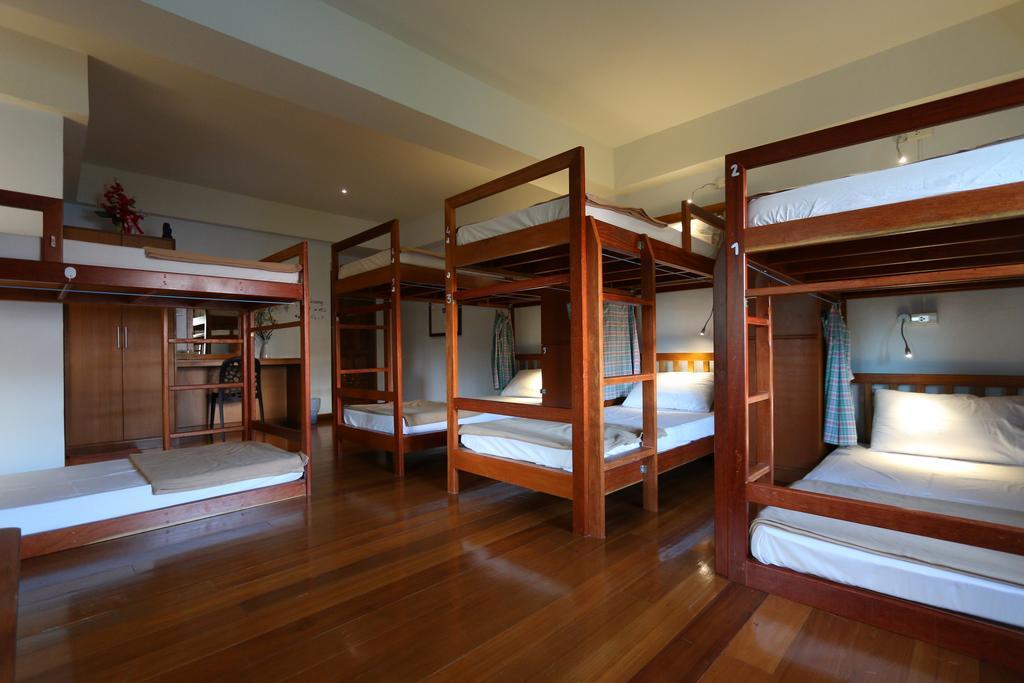 Chanchala Cafe & Hostel Hua Hin Ngoại thất bức ảnh