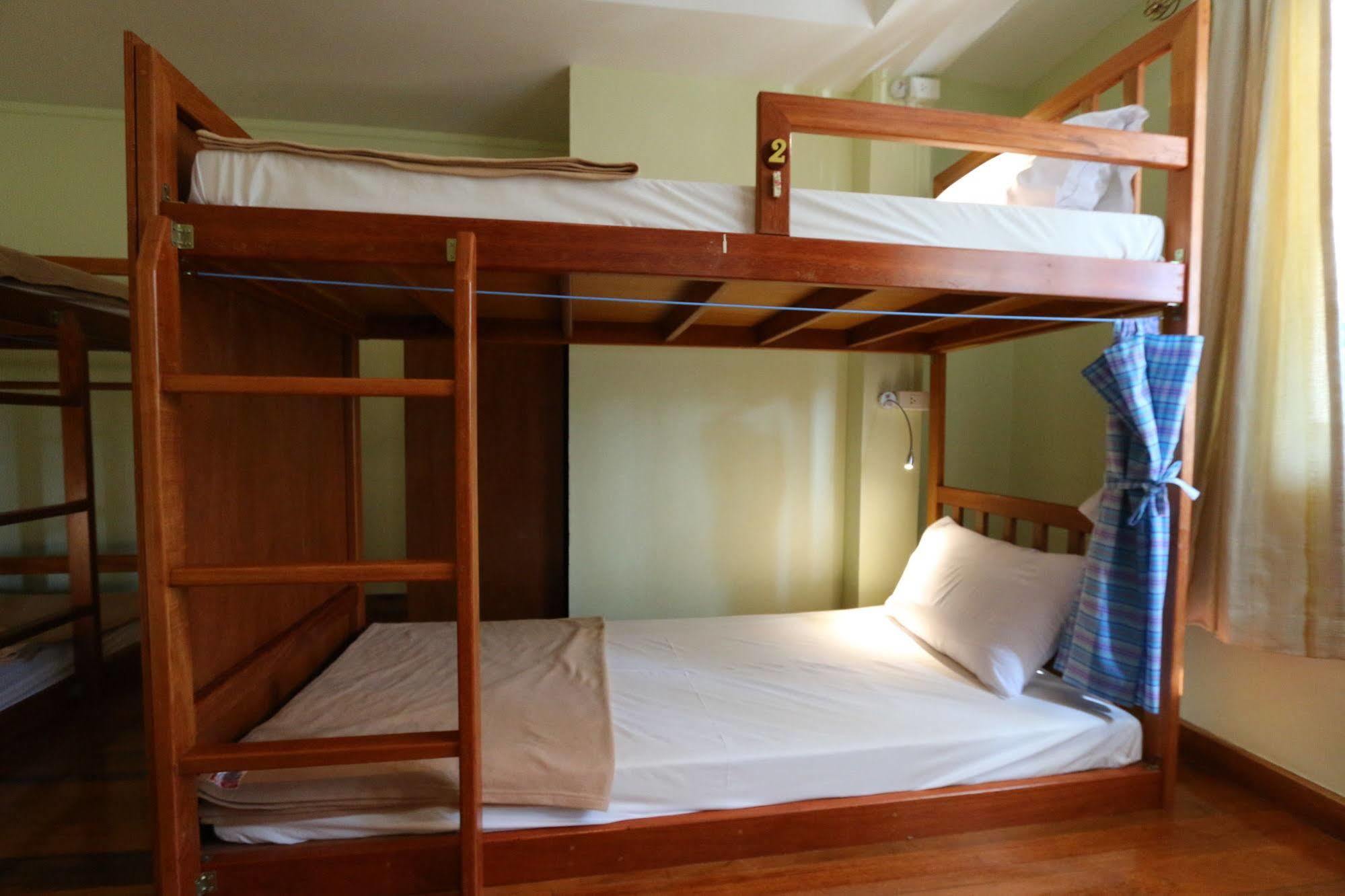 Chanchala Cafe & Hostel Hua Hin Ngoại thất bức ảnh