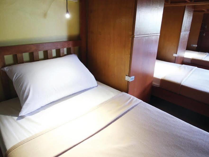 Chanchala Cafe & Hostel Hua Hin Ngoại thất bức ảnh