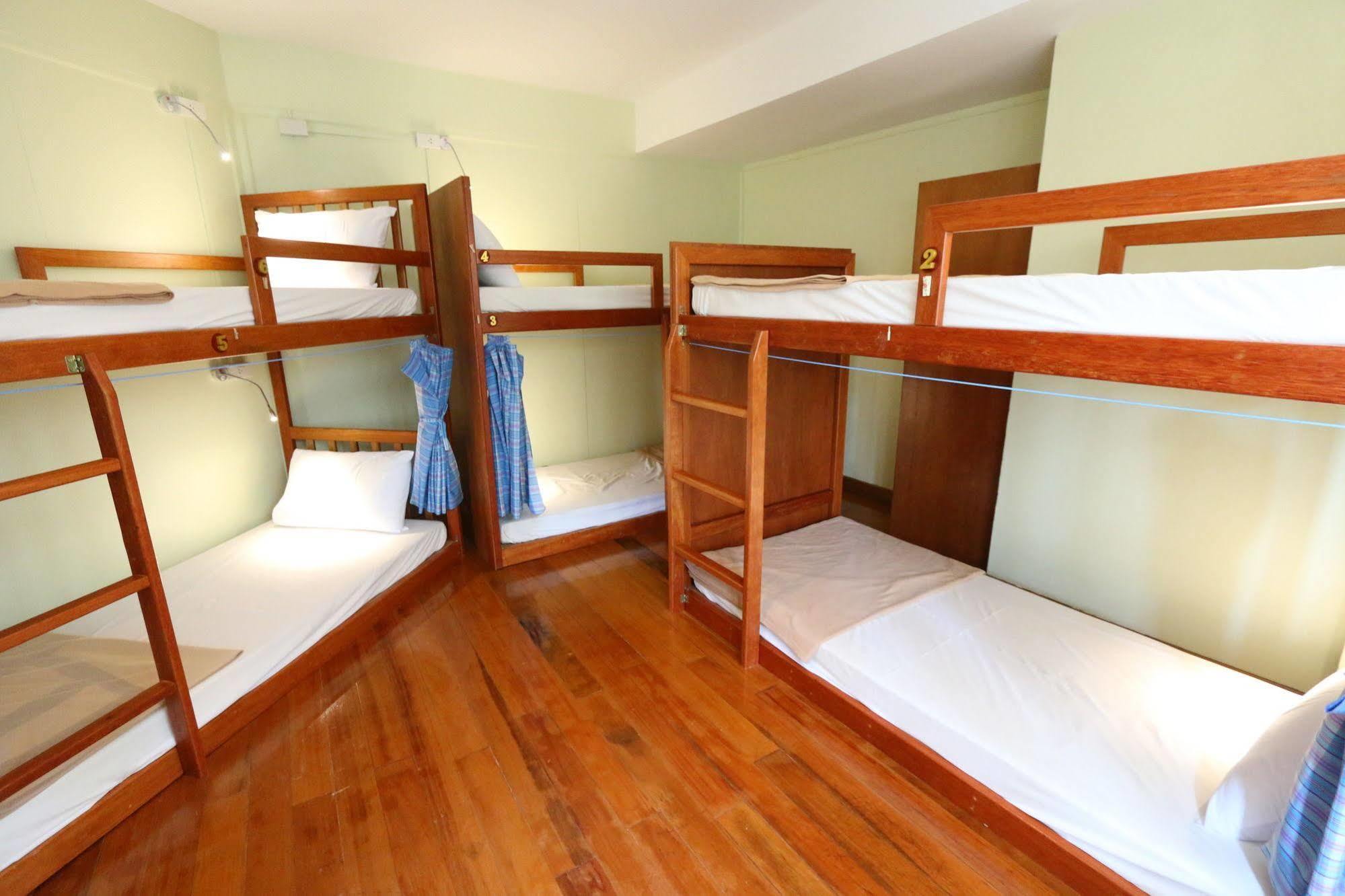Chanchala Cafe & Hostel Hua Hin Ngoại thất bức ảnh